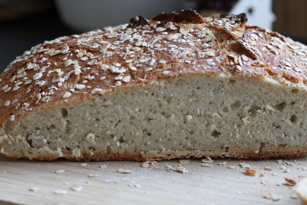 Haferbrot mit Sauerteig